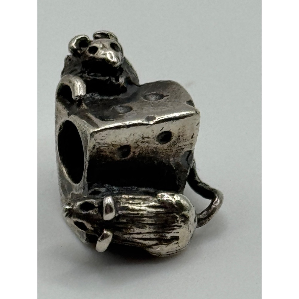Trollbeads Sterling Silver Mouse On Cheese Bead Charm 11410 Retired